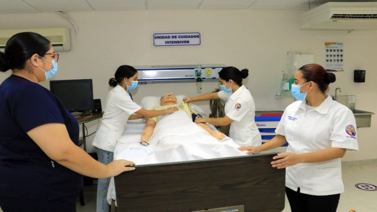Universidad de Sonora reconoce el trabajo del personal de enfermería por Día de la Enfermera y el Enfermero