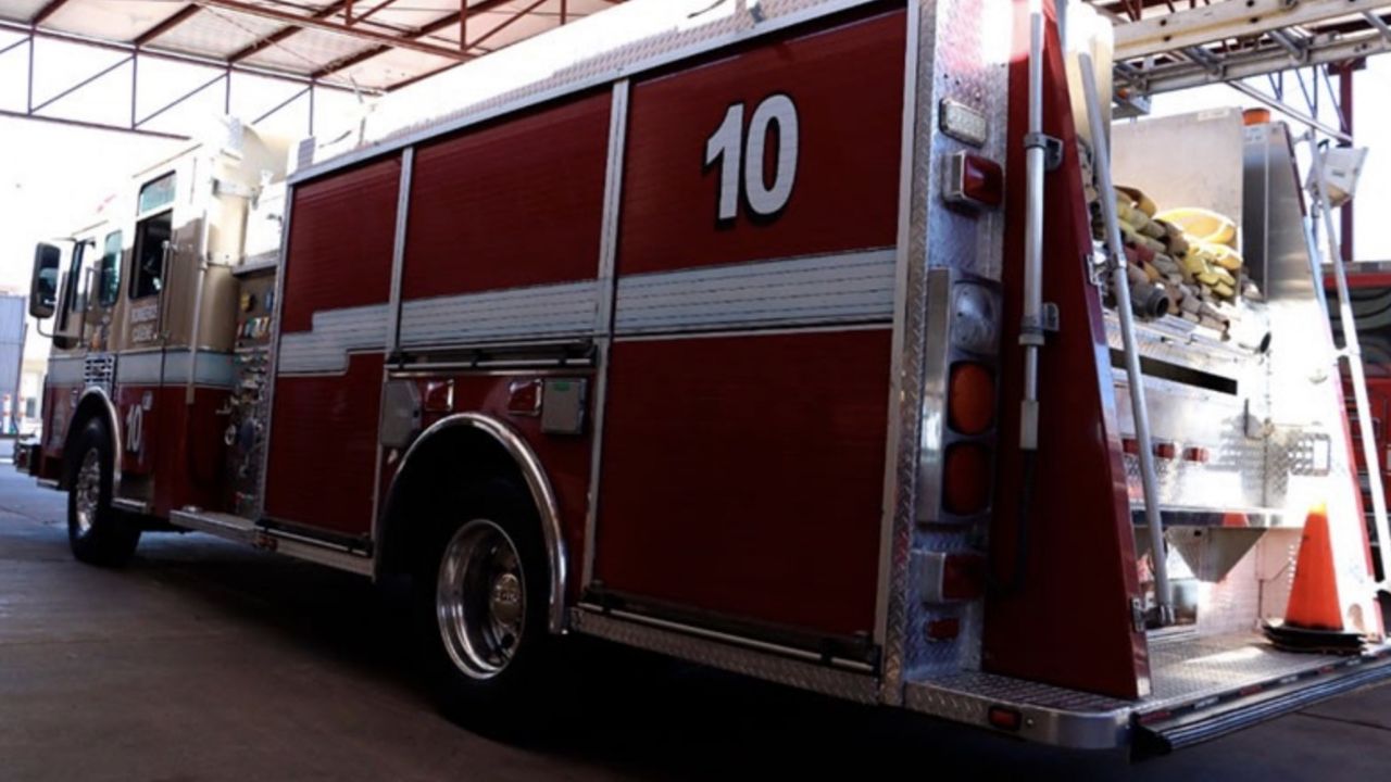 Voraz incendio en taller de Ciudad Obregón causa pánico y moviliza al Heroico cuerpo de Bomberos