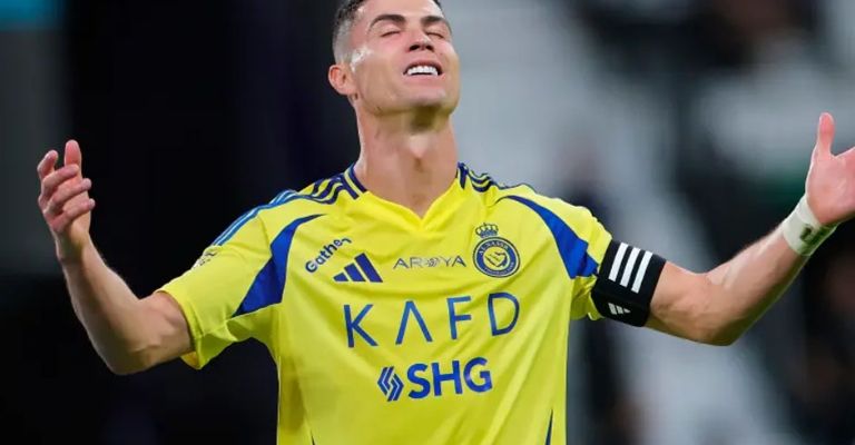 Cristiano no pudo ocultar su frustración tras el error