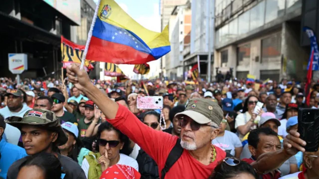 Hermano de Delcy Rodríguez anunció que Venezuela liberará a “un número importante” de presos políticos