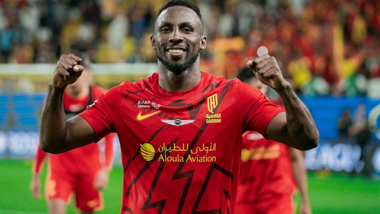 Quiñones y Cristiano anotan, pero el mexicano le gana el duelo al portugués