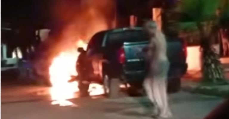 'Por meterse con mujeres casadas': Incendian vehículo en Guaymas; investigan posible conflicto personal