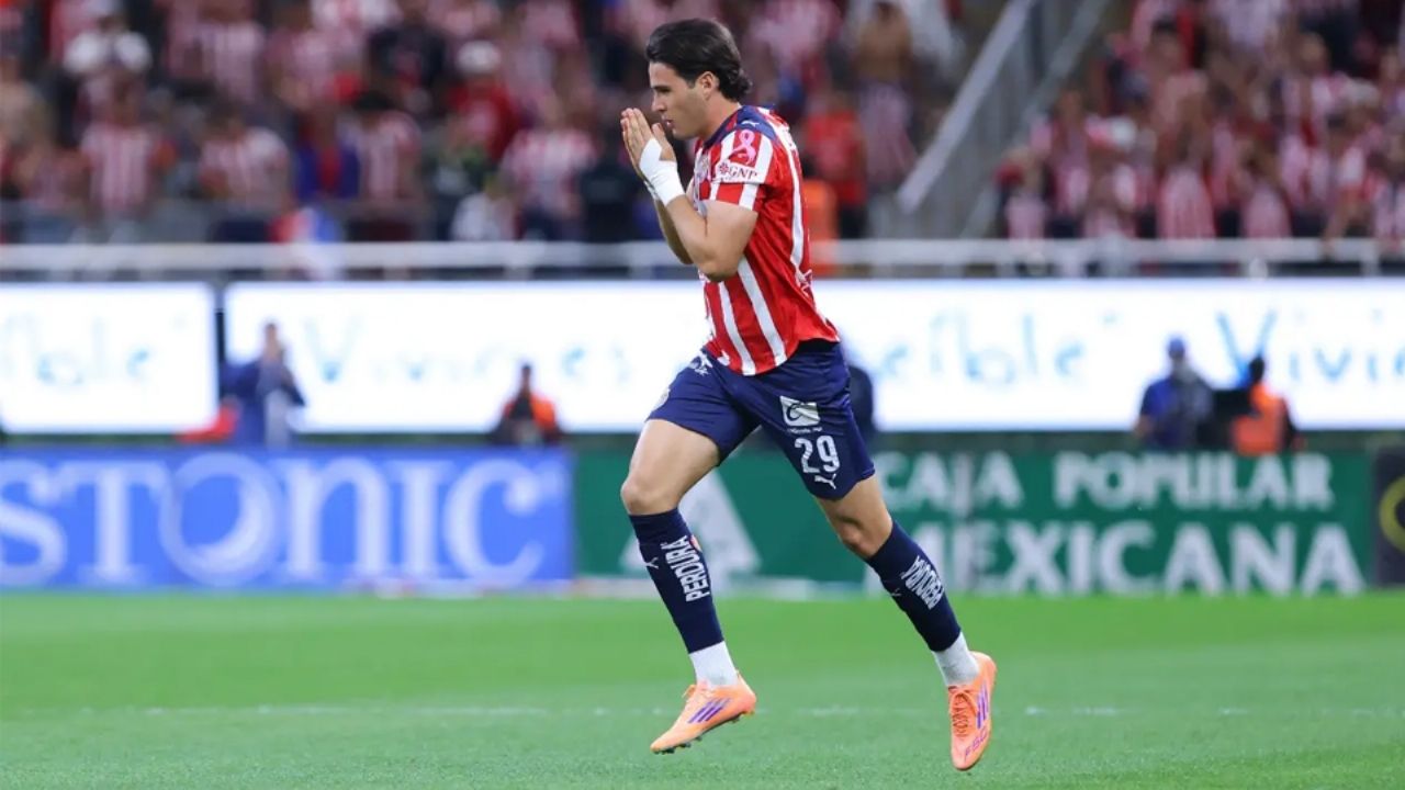 Adiós Guadalajara: Delantero deja a las Chivas y la Liga MX previo al inicio del Clausura 2026