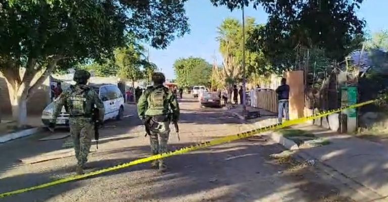 Las víctimas mortales fueron identificadas como Jesús Ricardo B. A., de 28 años de edad, y Claudia U., de 33 años.