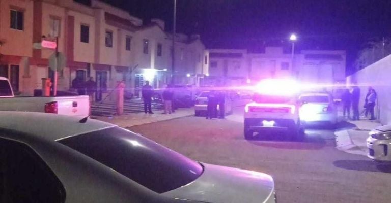 Las autoridades se movilizaron la madrugada de este domingo. Foto: Facebook