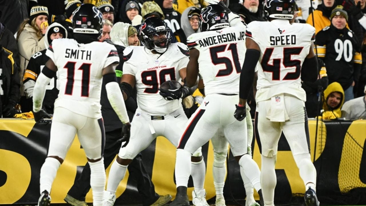 Se termina el sueño para Rodgers y Steelers; Houston Texans avanza a la Ronda Divisional