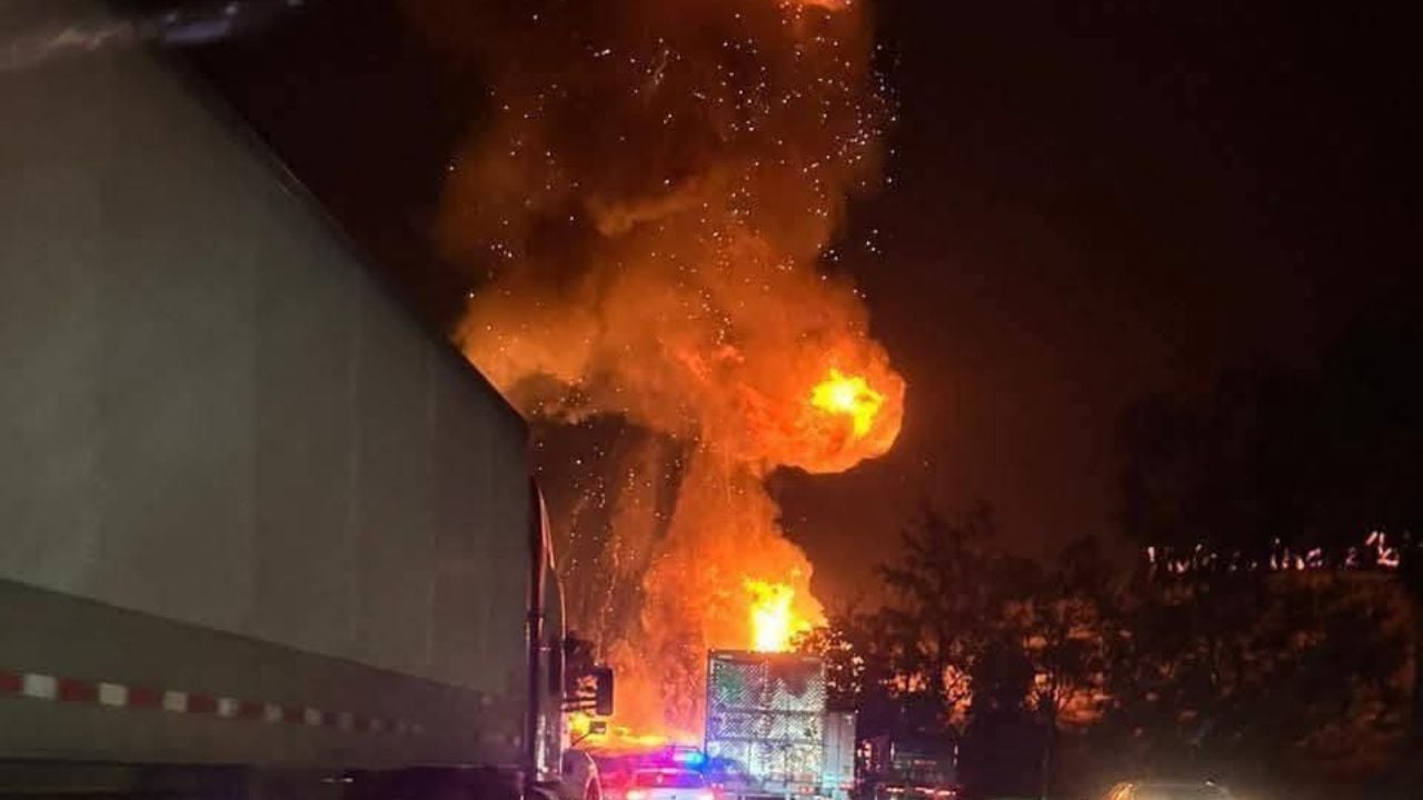 VIDEO: Explota pipa de gas en la México–Querétaro; ¿cómo está la autopista HOY 14 de enero?