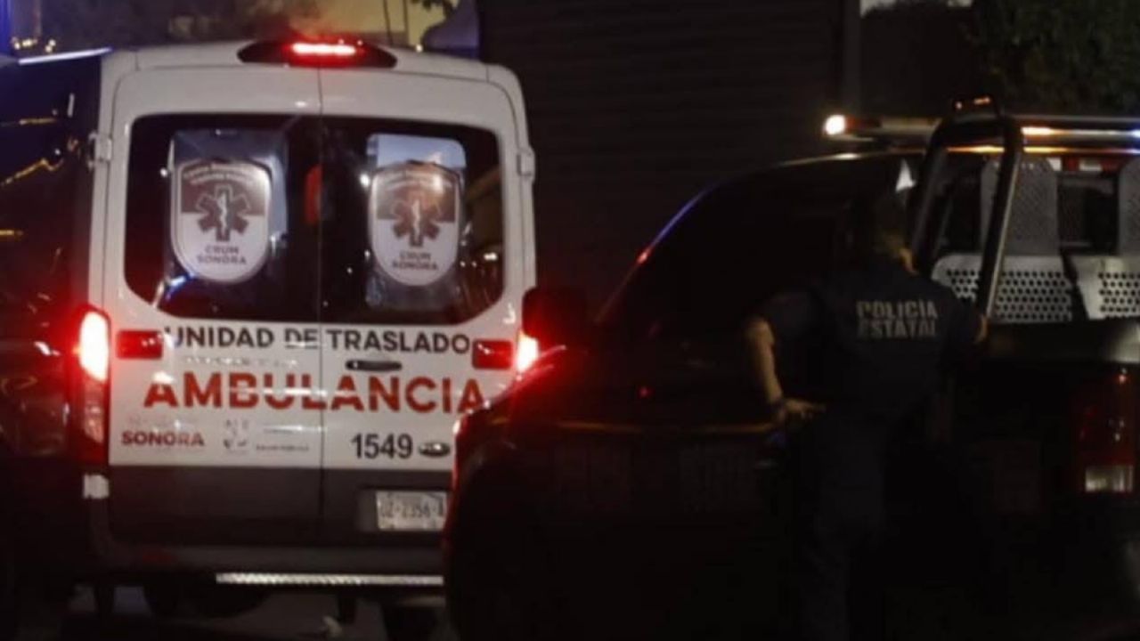 Accidente en el Centro de Hermosillo: unidad del Ejército y camioneta chocan; hay seis heridos