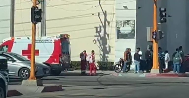 Se registra choque en el cruce de las calles Sufragio Efectivo y Norte.