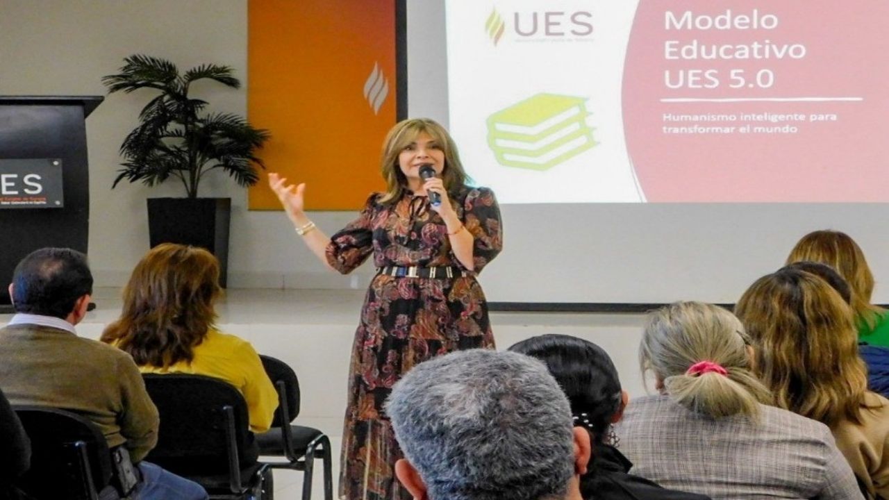 UES presentan Modelo Educativo UES 5.0 para fortalecer la formación integral de estudiantes