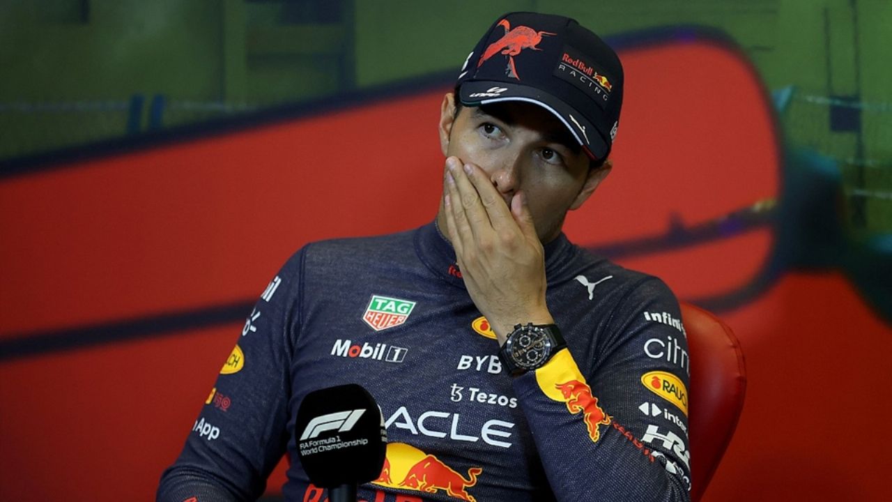 Exdirector en la Fórmula 1 arremete contra ‘Checo’ Pérez por sus comentarios recientes contra Red Bull