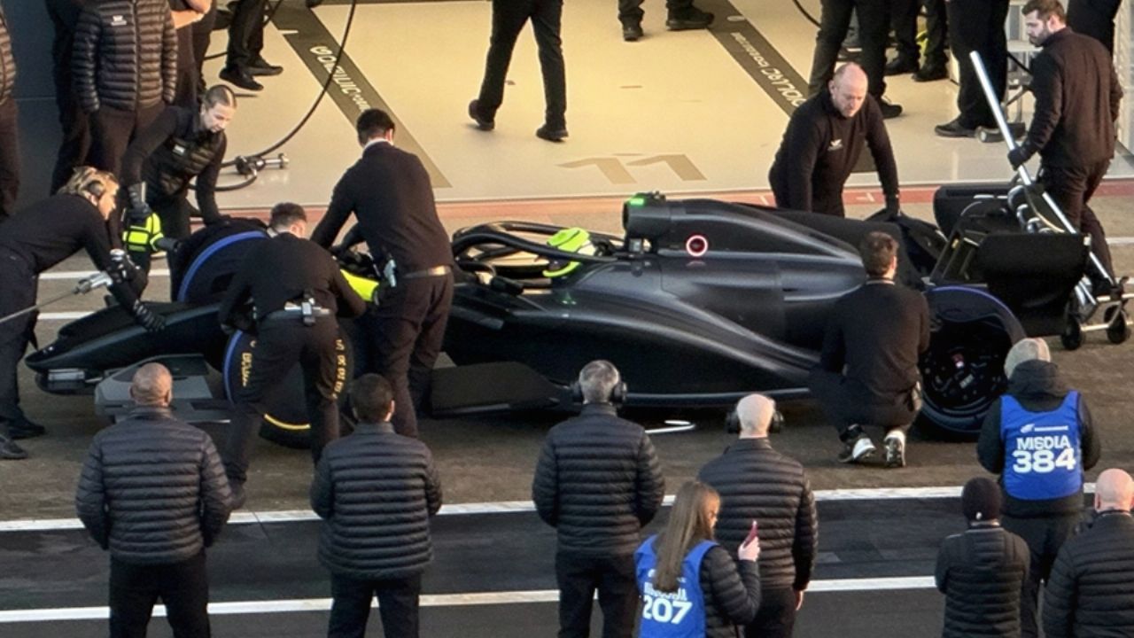 ‘Checo’ Pérez ya regresó a las pistas; Cadillac rodó con el monoplaza del 2026 en Silverstone