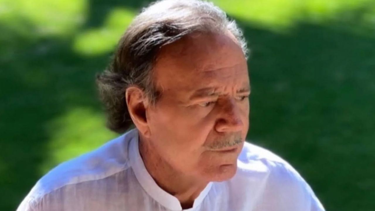 Julio Iglesias asegura es inocente y tacha de “absolutamente falsas” las acusaciones en su contra