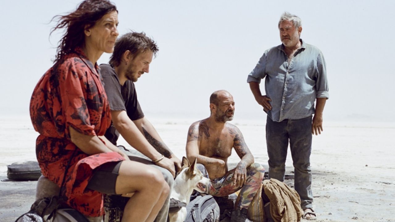 ‘Sirat’, la película multigalardonada en Cannes, hace su parada en las salas de México