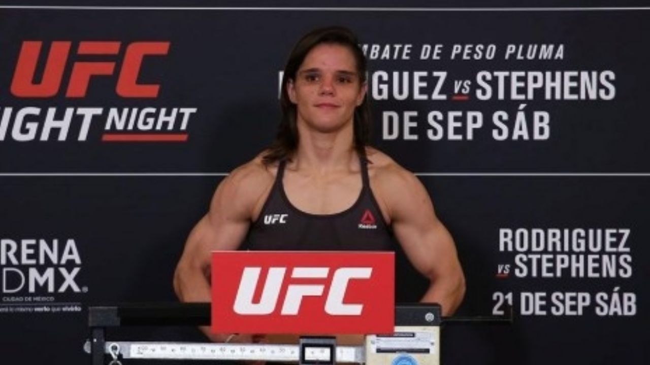 Ariane Carnelossi: cómo la chica brasileña de un pequeño pueblo conquista la UFC