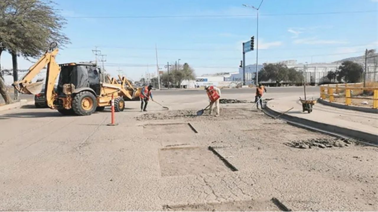 Arrancan el programa de bacheo más grande en la historia en Hermosillo y más en Tribuna Top 3 Sonora