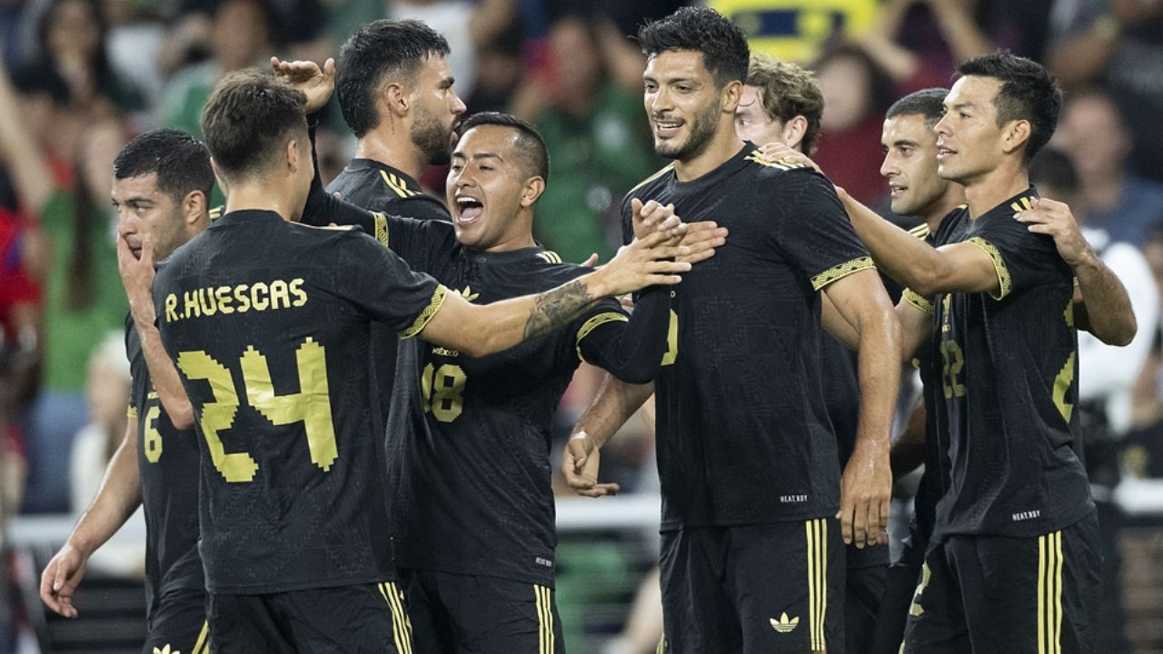 Javier Aguirre adelanta el nombre de dos jugadores que podrían disputar el Mundial 2026 con México