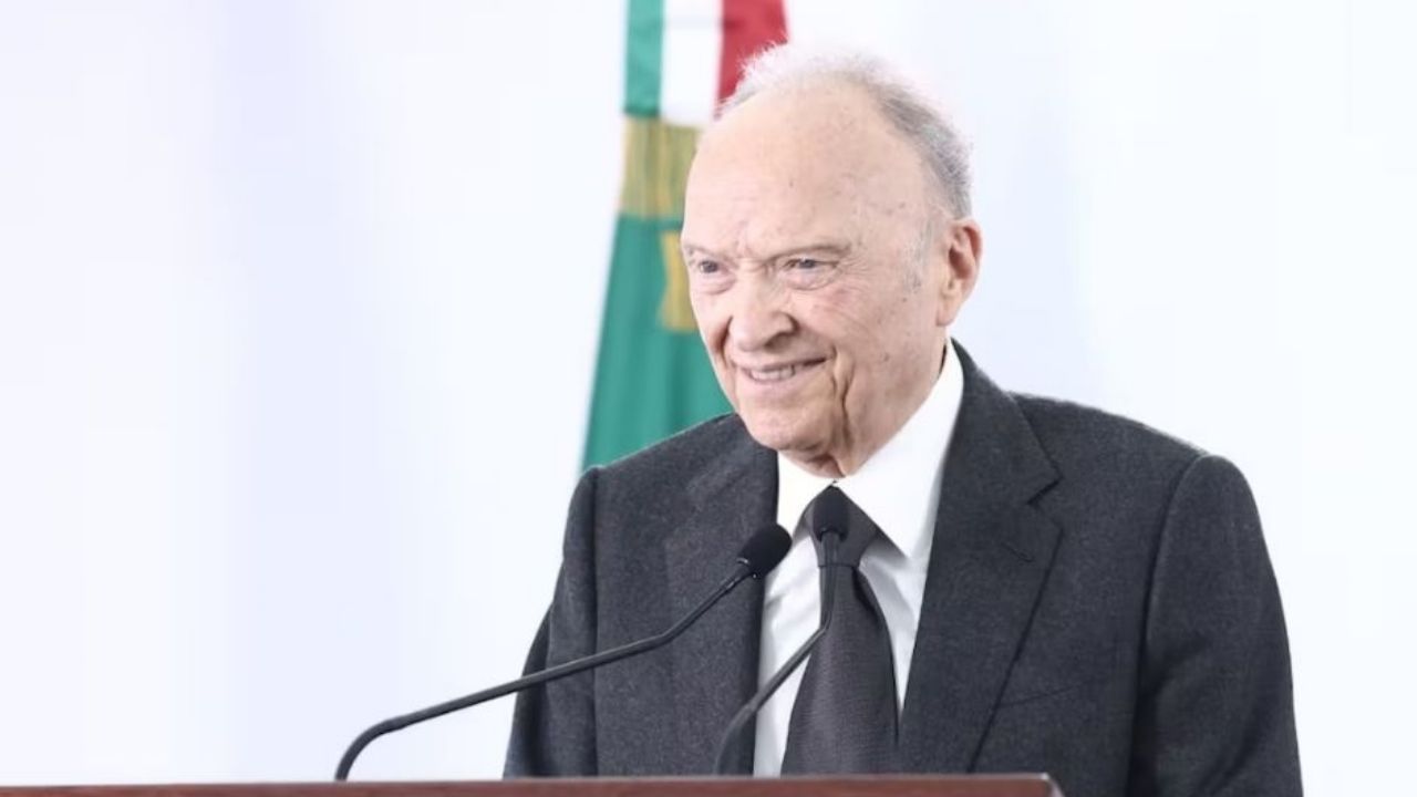 “Había que hacer un cambio en mi vida pública”: Aprueban ratificar a Gertz Manero como embajador en Reino Unido