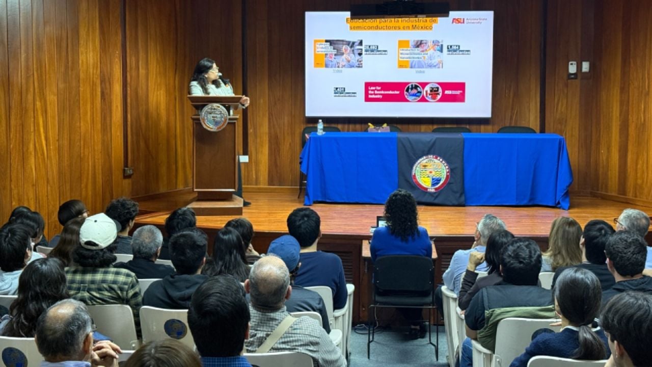 Universidad de Sonora capacita a jóvenes en desarrollo de semiconductores en colaboración con Arizona