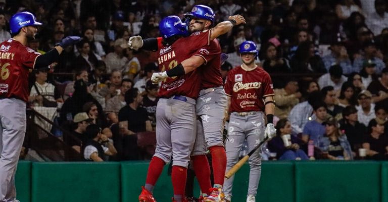 Julián Ornelas remolcó tres carreras para Charros