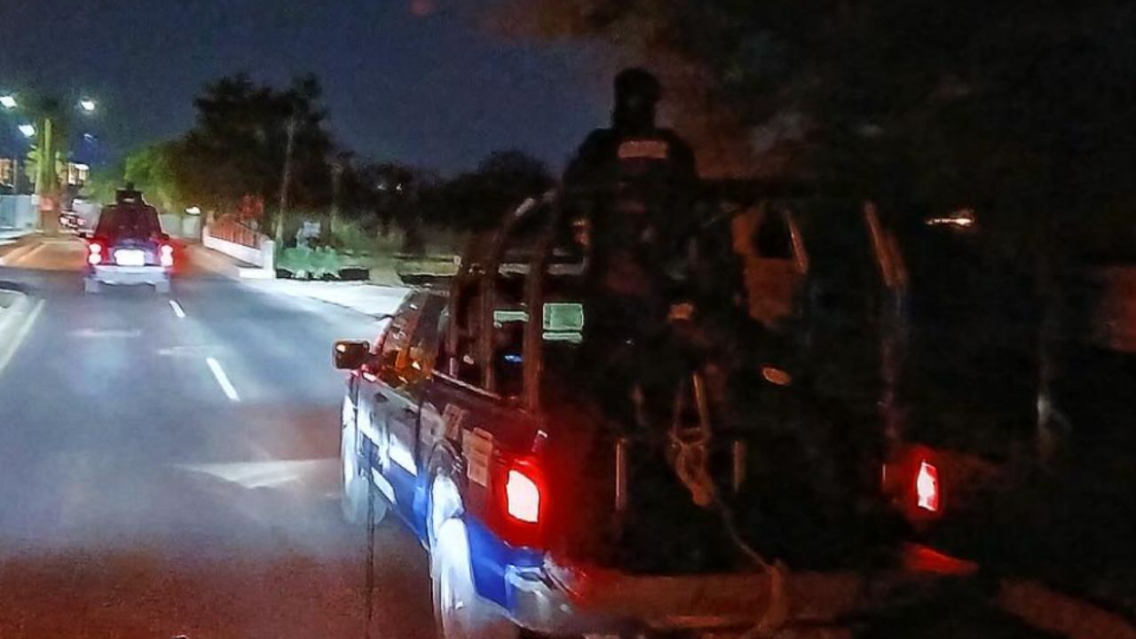 Envuelto en hule negro y con mensaje: Localizan a un hombre asesinado en la colonia Centro de Culiacán