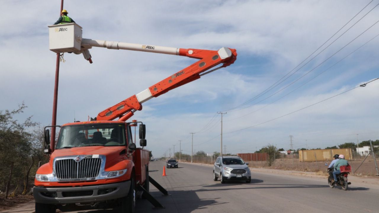 Ayuntamiento de Navojoa iluminará el periférico sur de la ciudad con nuevo alumbrado público