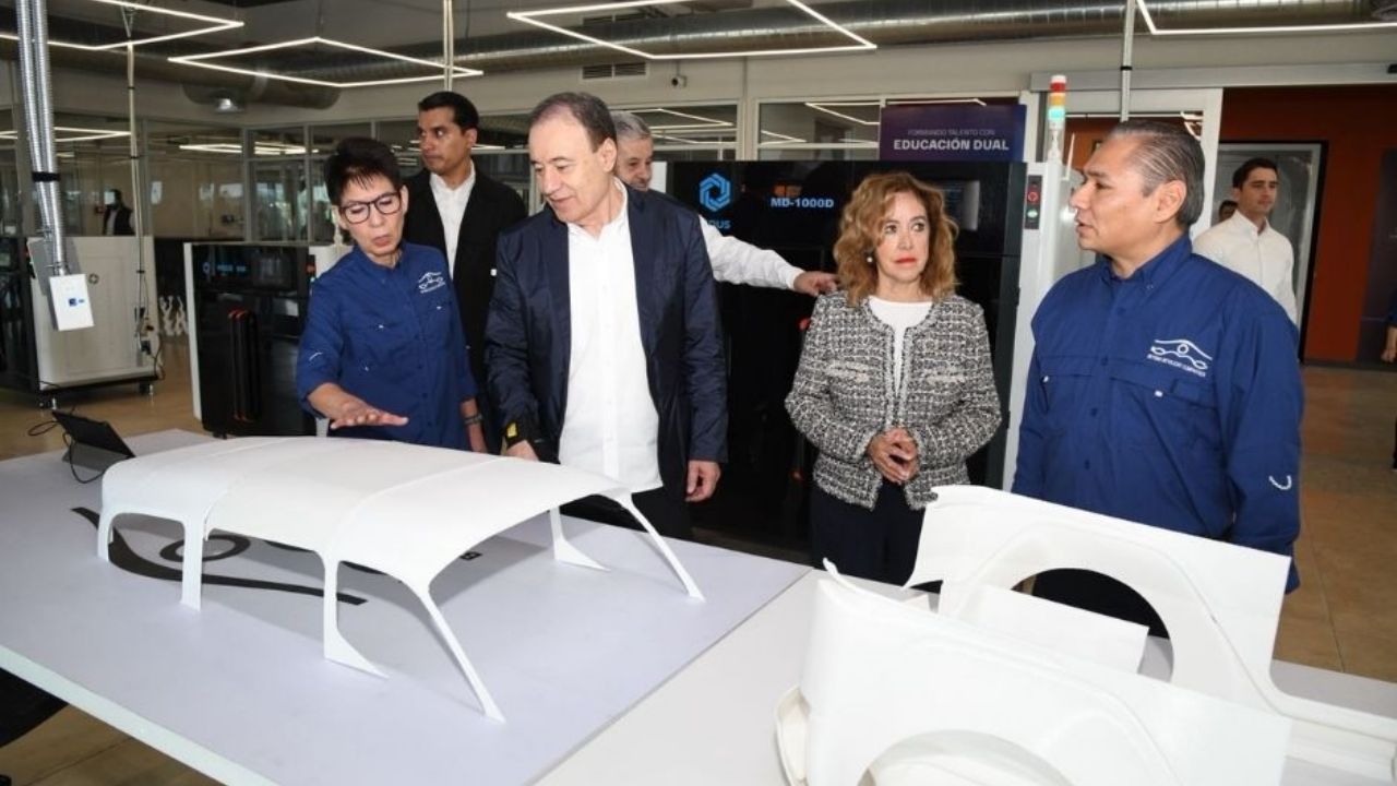 Alfonso Durazo supervisa los AVANCES del primer VEHÍCULO ELÉCTRICO que se construye en Sonora