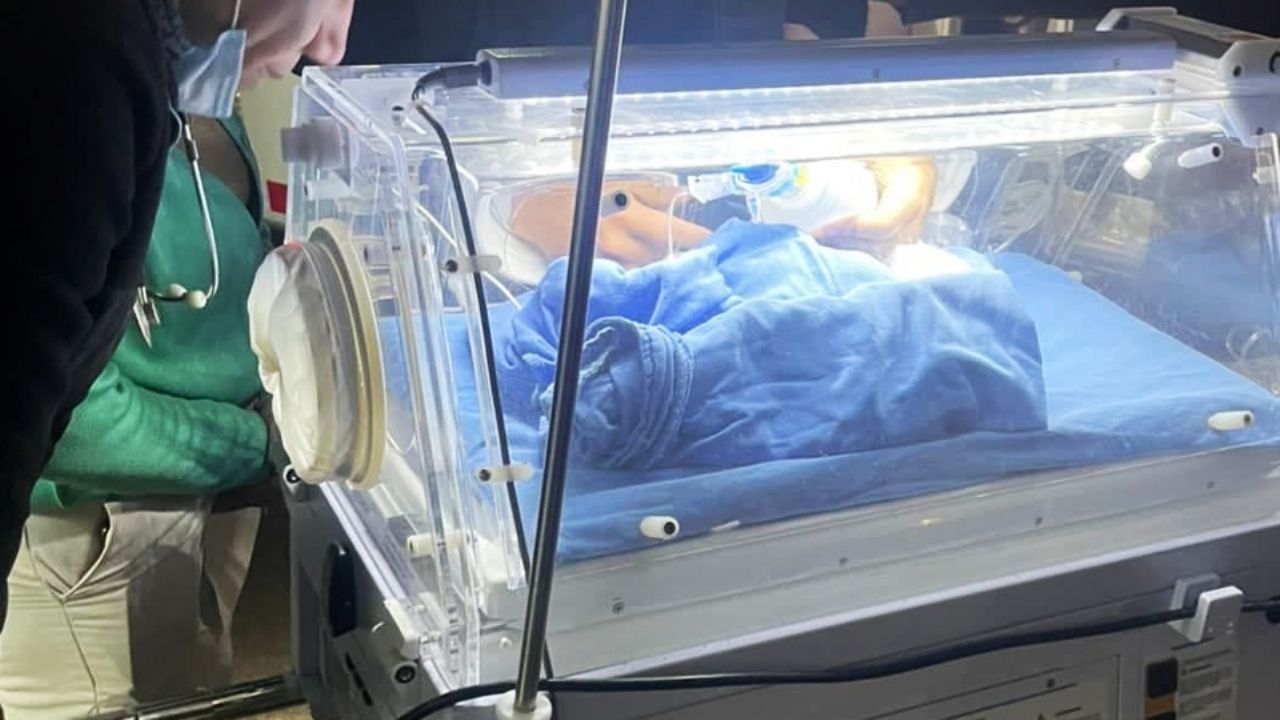 Vinculan al padre del recién nacido abandonado en Hermosillo; la madre está bajo resguardo