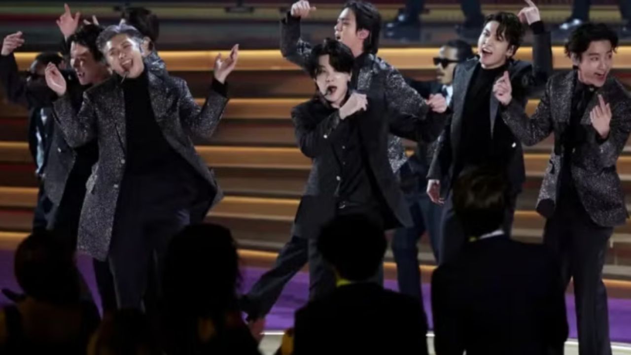 BTS logra ‘sold out’ en México en MINUTOS y fans estallan contra Ticketmaster por FRAUDE y REVENTA