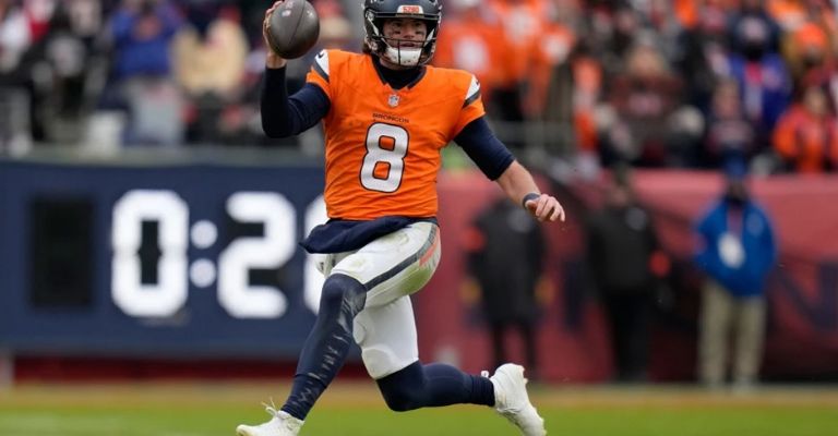 Stidham no pudo dar la sorpresa como titular