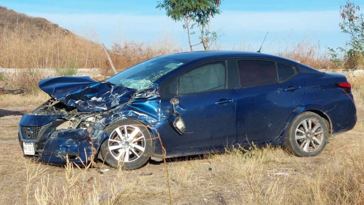 Dos mujeres quedan gravemente lesionadas tras accidente en la carretera Guamúchil-Mocorito
