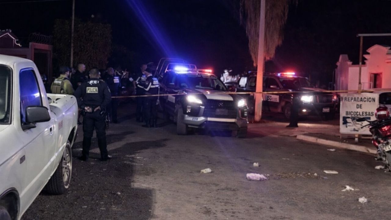 Violento ataque en Villas del Rey: Sicarios irrumpen en casa y BALEAN a MUJER; murió en el hospital