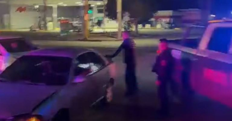 Se registra choque en el cruce de las calles Tabasco y 200.