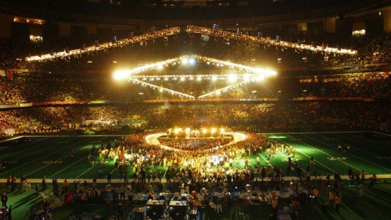 Las presentaciones de medio tiempo más ESCANDALOSAS y las MÁS VISTAS del Super Bowl