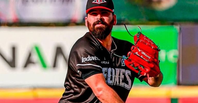 El mazatleco jugó con Leones como refuerzo