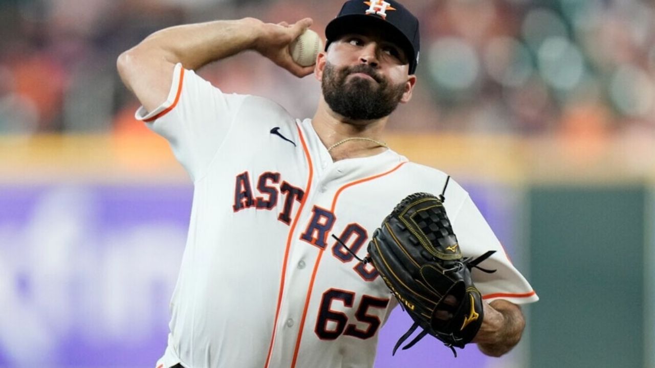 Ni tan padre: El mexicano José Urquidy desmiente firma con un equipo de MLB