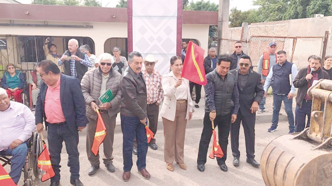 Javier Lamarque da banderazo a obras de infraestructura en la Municipio Libre con inversión millonaria