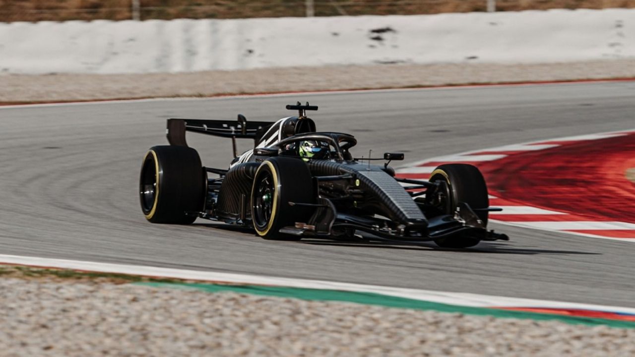 ‘Checo’ Pérez cierra la actividad de Cadillac en los test de pretemporada 2026 en Barcelona