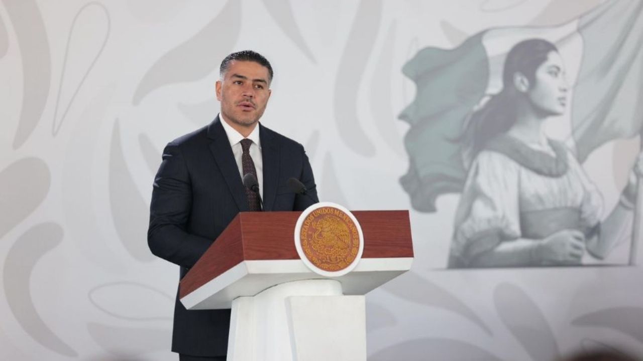 Caen ‘El señor del sombrero’ y Enrique ‘N’ de la policía municipal de Tultitlán junto a nueve delincuentes en Edomex