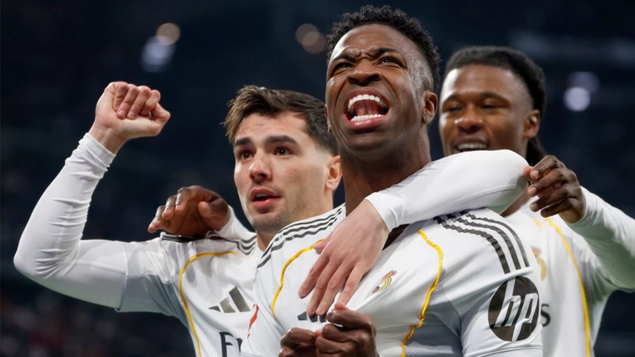 Real Madrid vuelve a ser abucheado en casa y rescata una agónica victoria ante el Rayo Vallecano