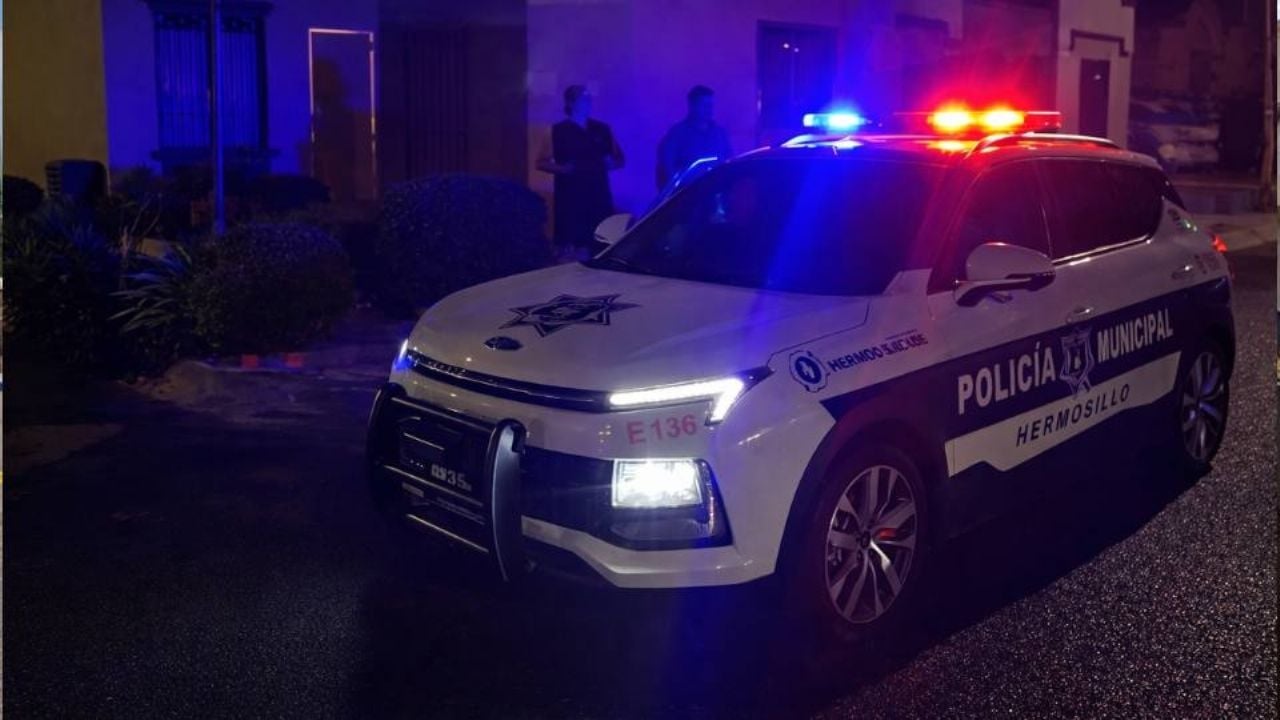 Detienen a veinteañero por patear a una agente de la Policía Municipal en el norte de Hermosillo