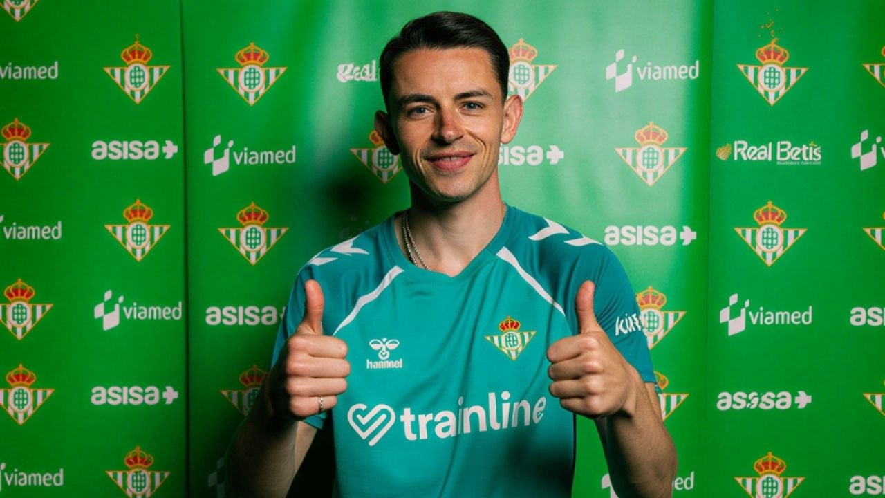 Álvaro Fidalgo recibe su primera convocatoria con el Real Betis; este sería el debut del ‘Maguito’