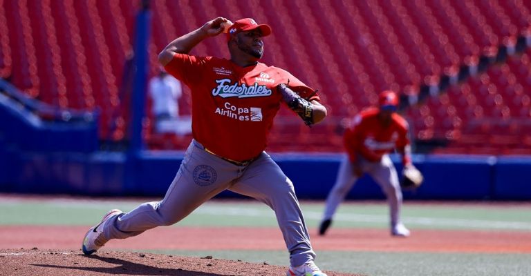 El pitcheo dejó mucho que desear de ambos lados