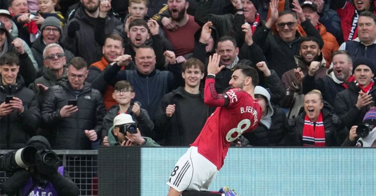 Fernandes celebra su anotación 