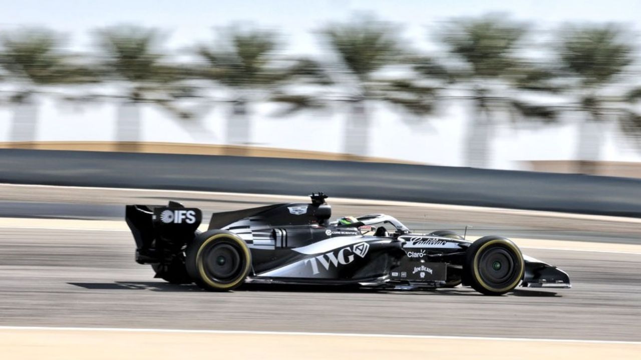 Acelera a fondo: El mexicano ‘Checo’ Pérez estrena el Cadillac F1 en las pistas de Bahréin