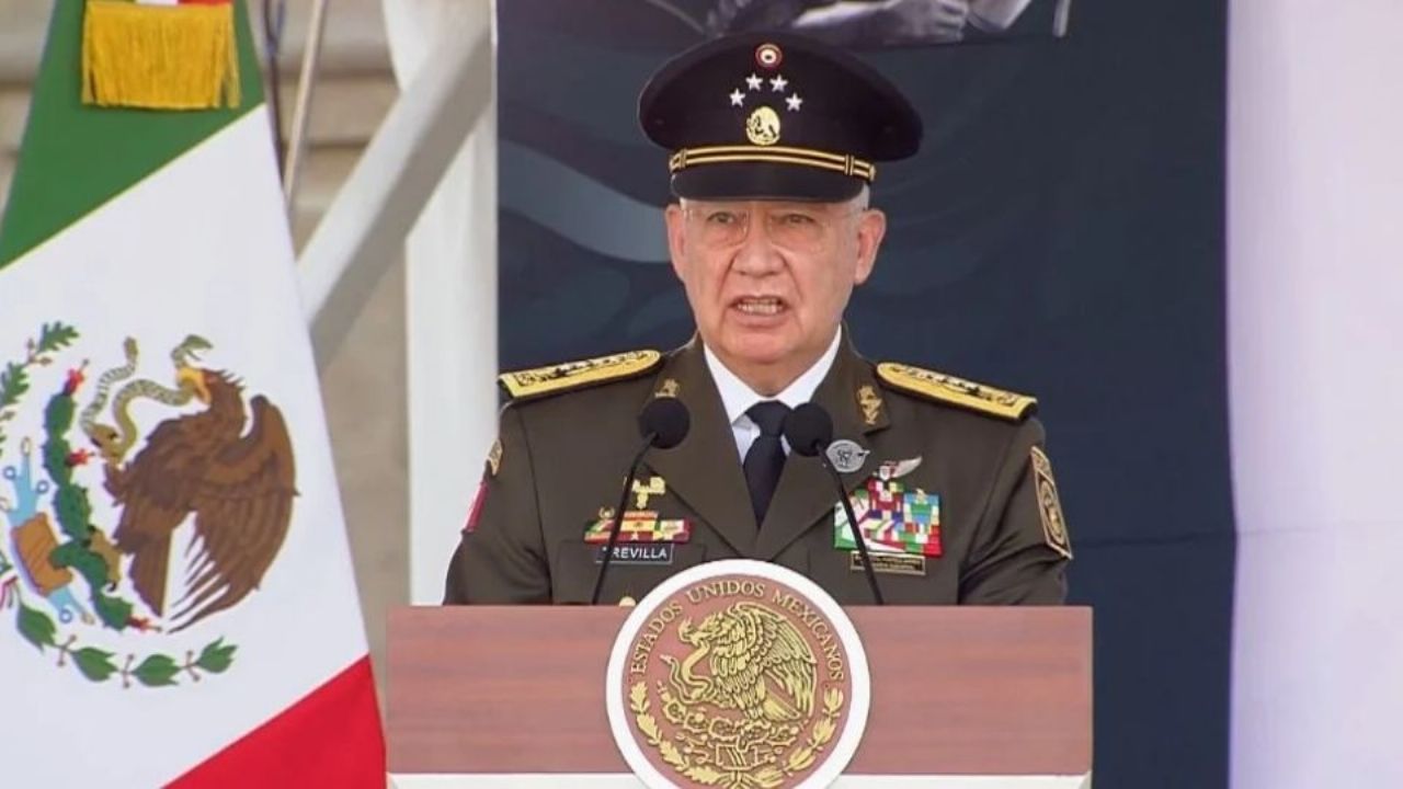 Titular de Defensa llama a la unidad de los mexicanos y refrenda lealtad a la presidenta de la República