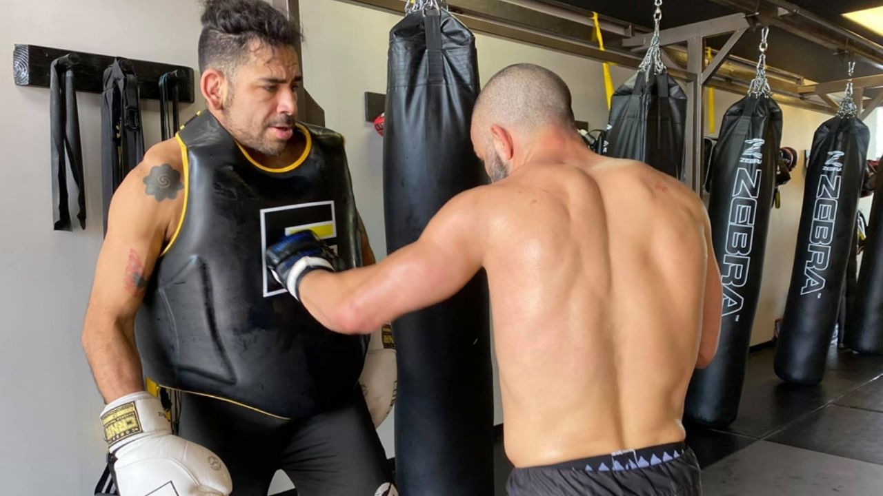 Javier Torres quiere ser el primer entrenador mexicano con tres campeones en la UFC al mismo tiempo