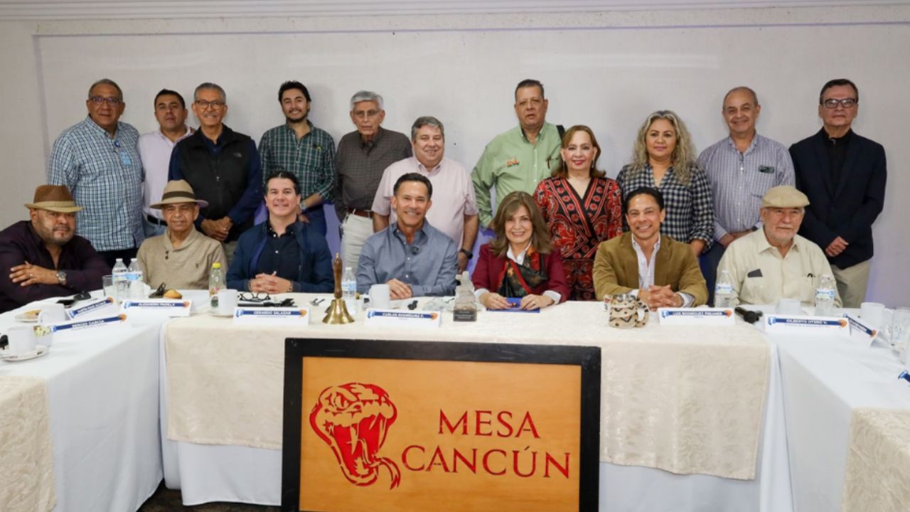 UES fortalece matrícula, calidad y modelo educativo 5.0: Patricia Patiño en Mesa Cancún