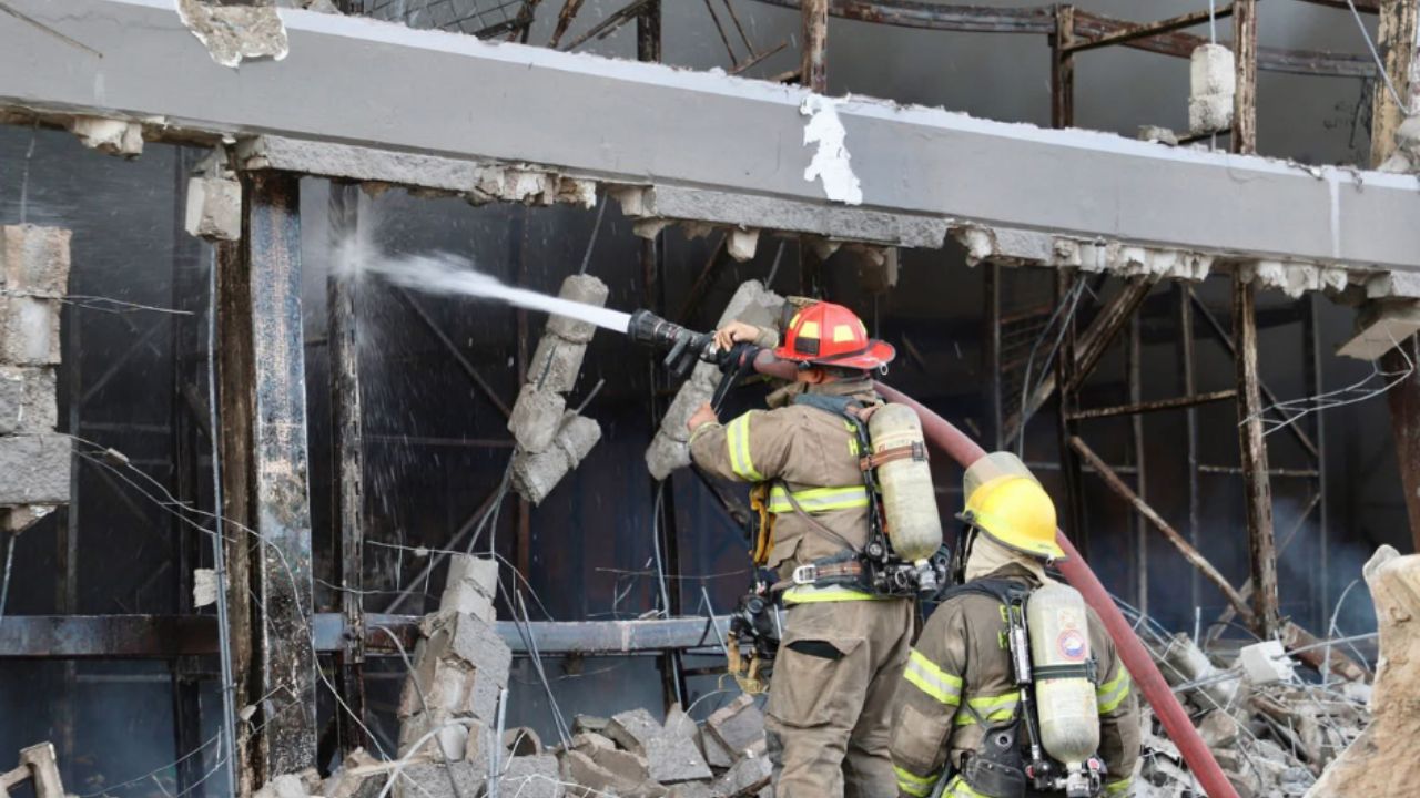 Incendio de Sam’s Club de Hermosillo queda bajo control; no hay lesionados, informa Protección Civil