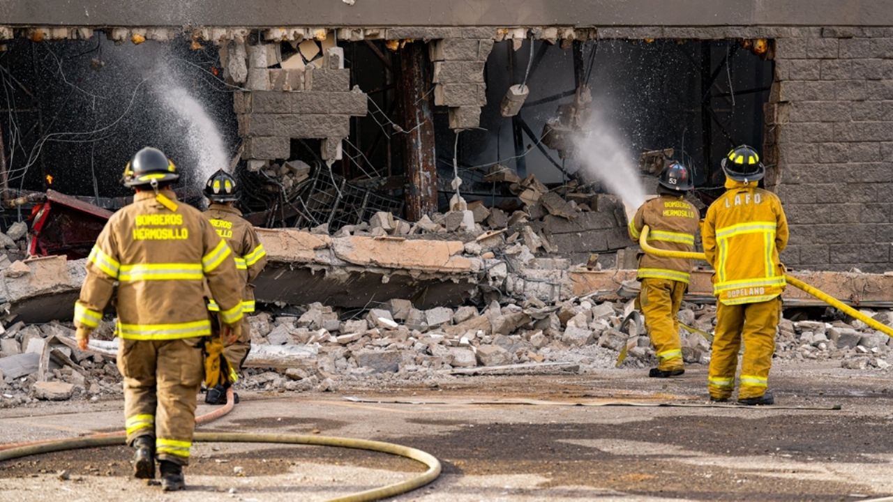 Sistema anti incendios de Sam’s Hermosillo no fue suficiente; empleados intentaron apagar fuego